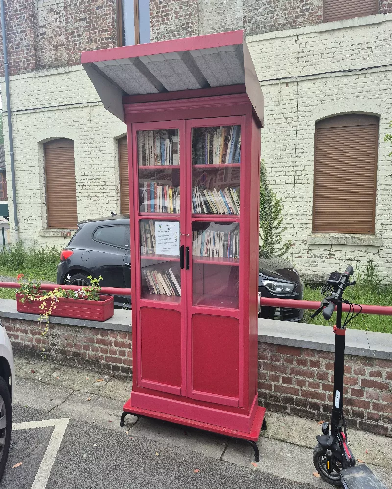 Délivrez - Boite à livres (Aubigny-au-Bac, France)