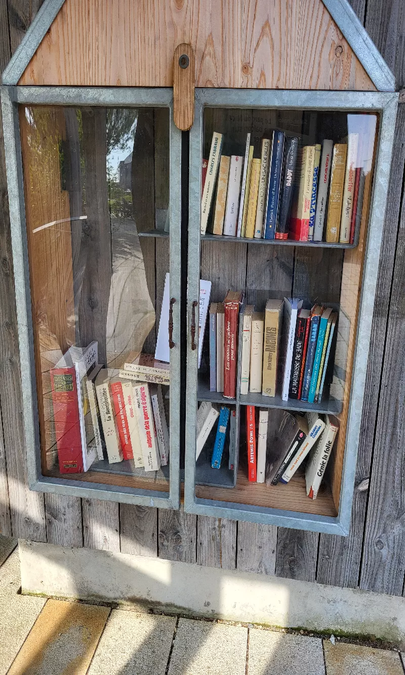 Délivrez - Boite à livres (-, -)