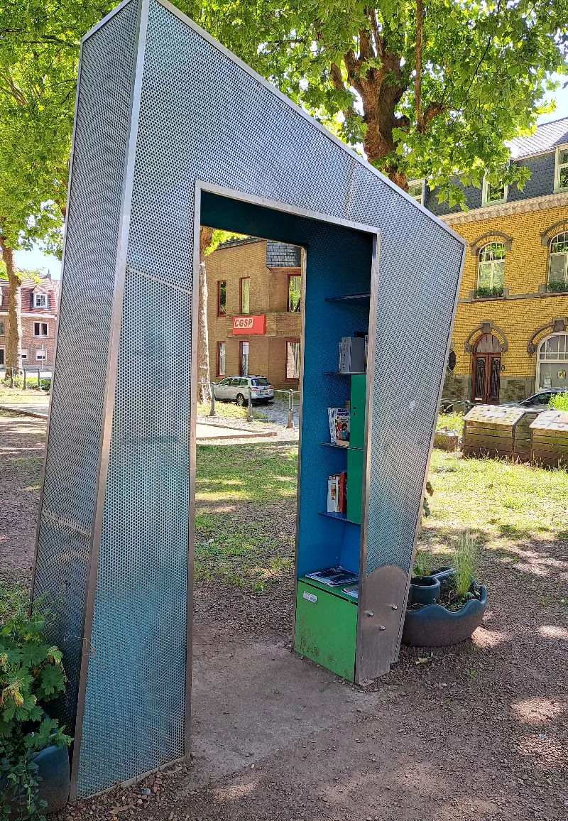 Delivrez - Free Library (Tournai, Belgique)