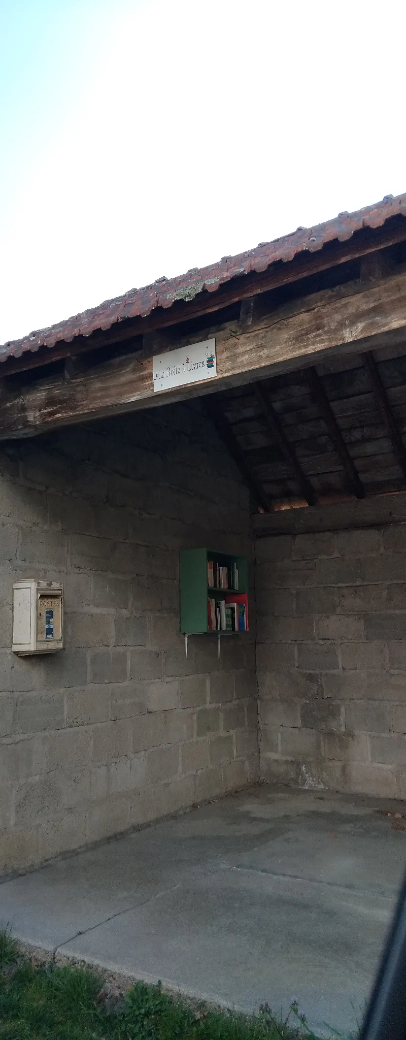 Delivrez - Free Library (Saint-Sylvestre-Pragoulin, France)