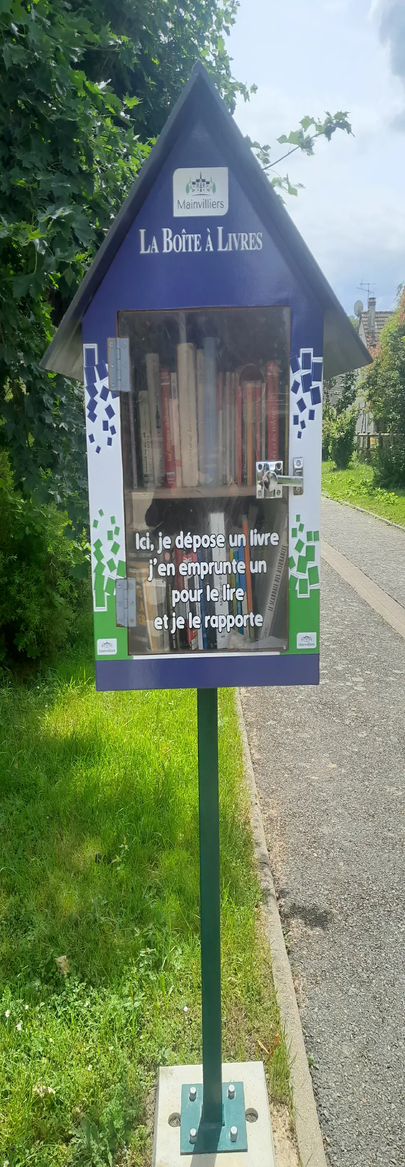 Délivrez - Boite à livres (Mainvilliers, France)