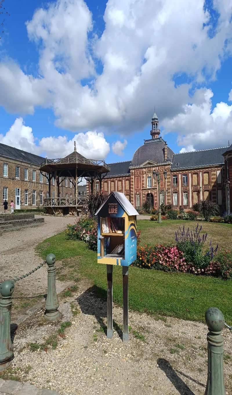 Délivrez - Boite à livres (Louviers, France)