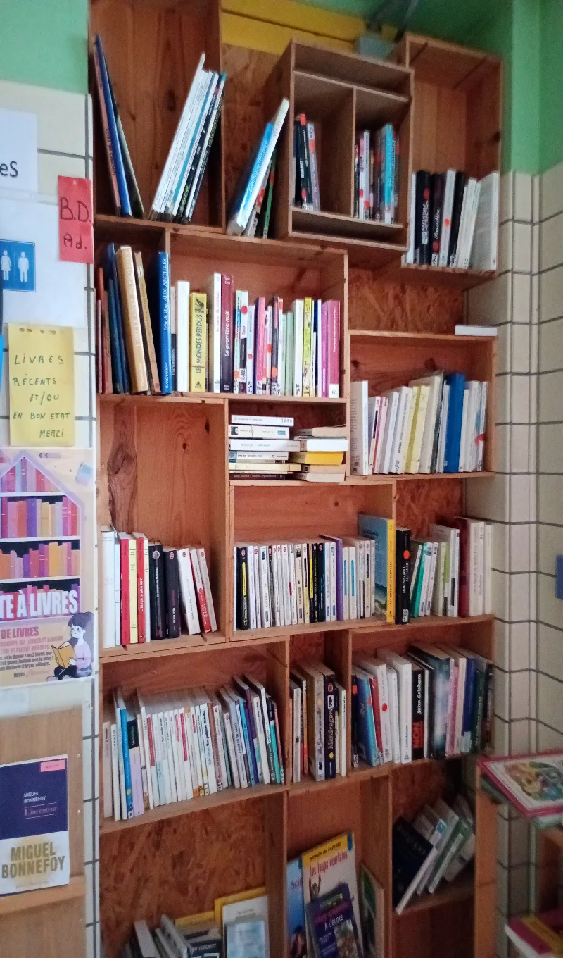 Delivrez - Free Library (-, -)