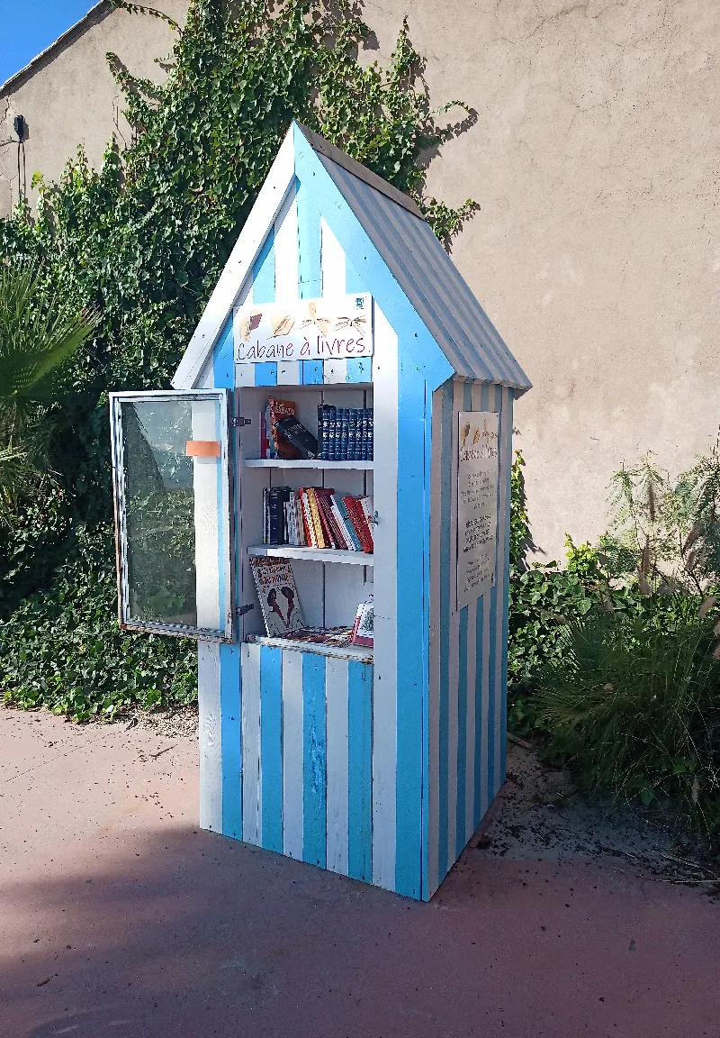 Delivrez - Free Library (Mèze, France)